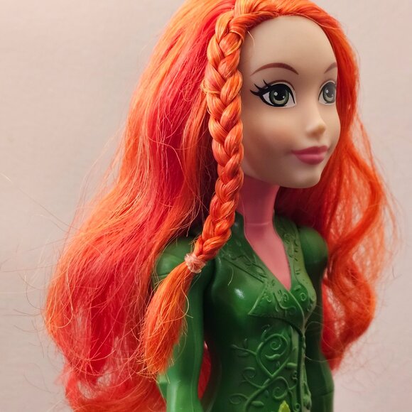 DC Superhero Girls Poison Ivy Doll - Picture 10 of 14